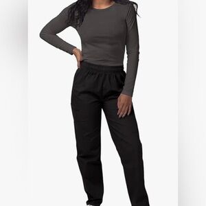 Sivvan Women’s Comfort Under Scrubs Tee Sz M